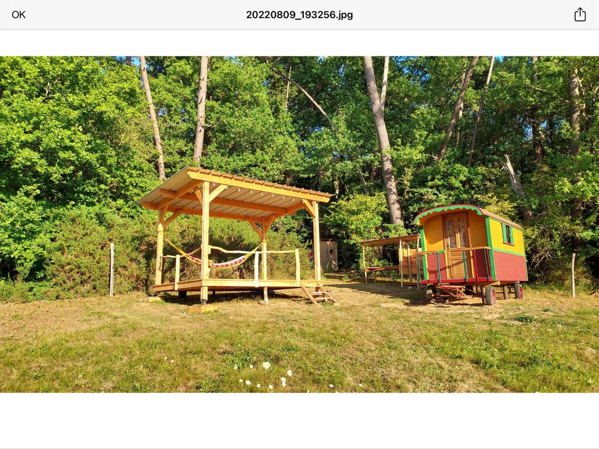 La Roulotte Du Bonheur Luxury tent